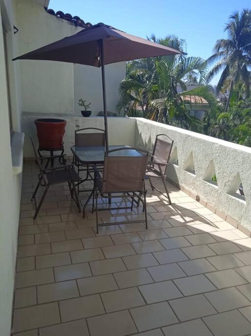 Hermoso Apartamento En Manzanillo Con Alberca Y Cancha De Tenis, Ideal Para Relajarse Y Disfrutar De Una Escapada Tranquila En El Paraiso Tropical エクステリア 写真